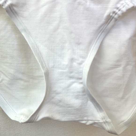 Balitummy solution shaping brief NWT! Size S, ultra shaping brief - Picture 10 of 11